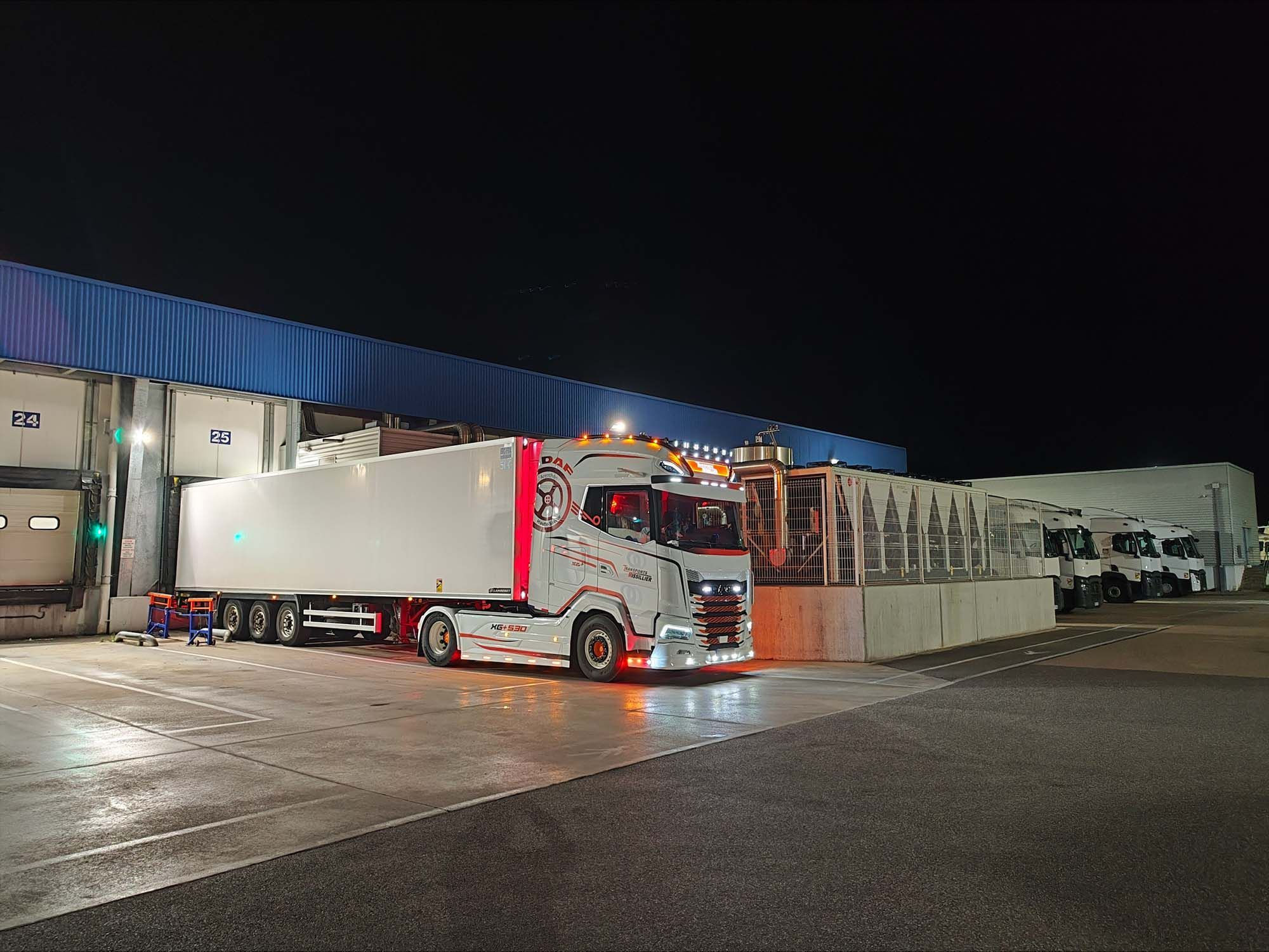 Camion frigorifique (froid dirigé) des Transports Missillier